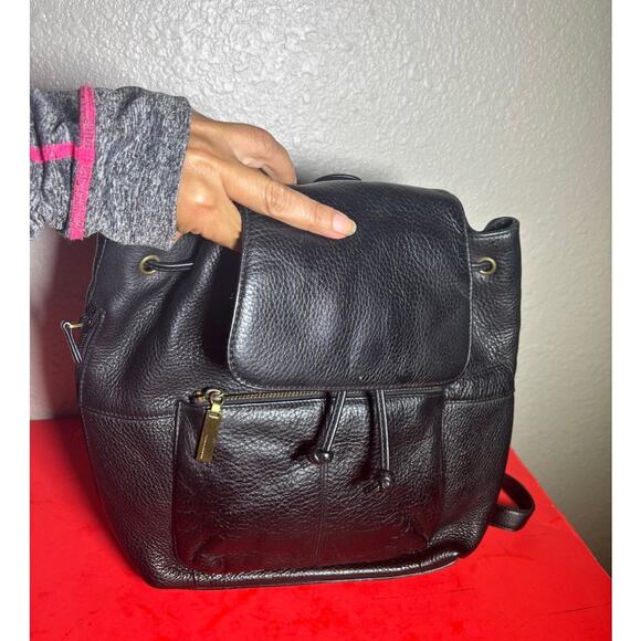 LIZ CLAIBORNE MEDIUM BLACK LEATHER BACKPACK VTG - Picture 8 of 8